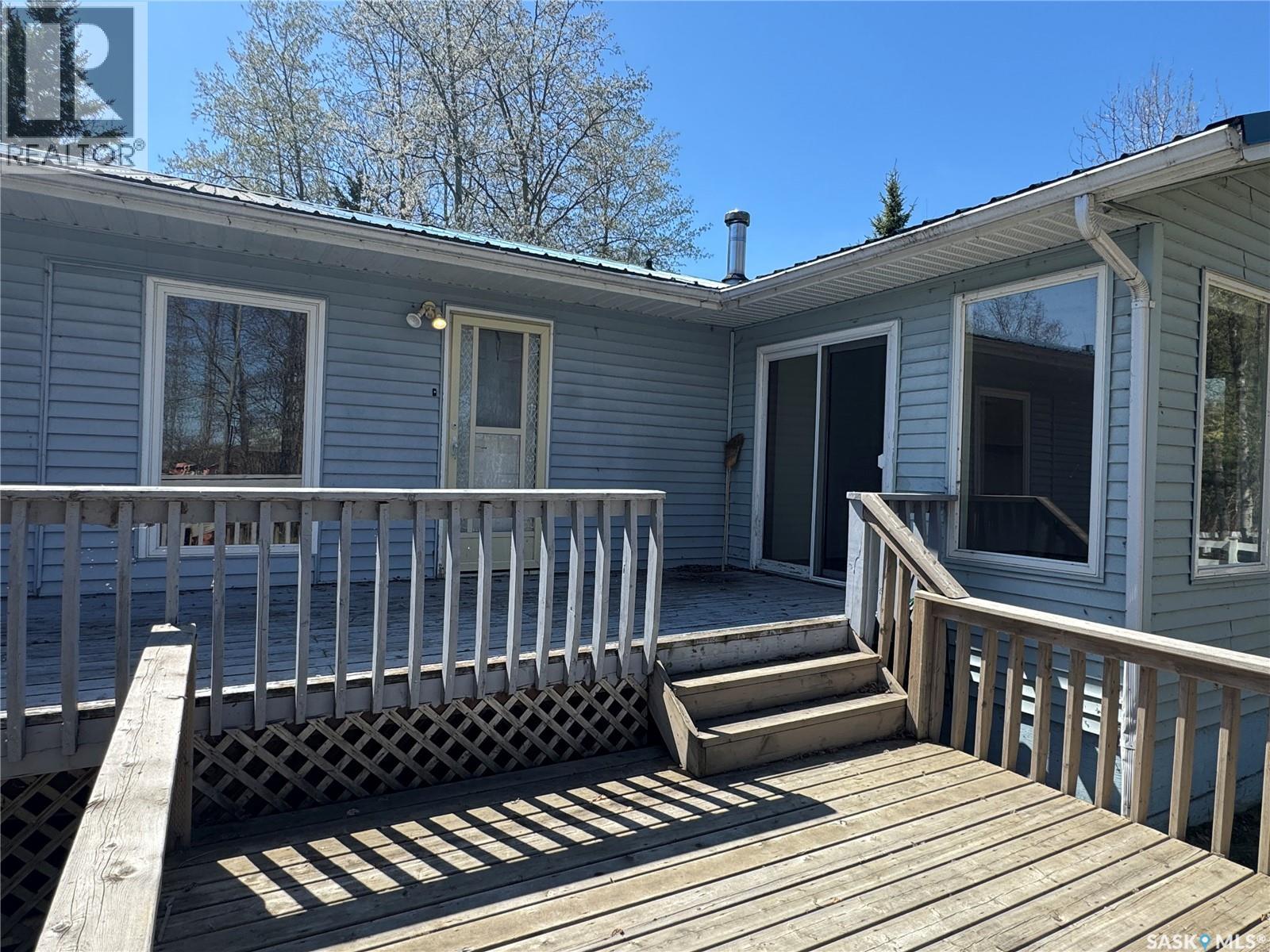 185 Vickers CRESCENT - 44