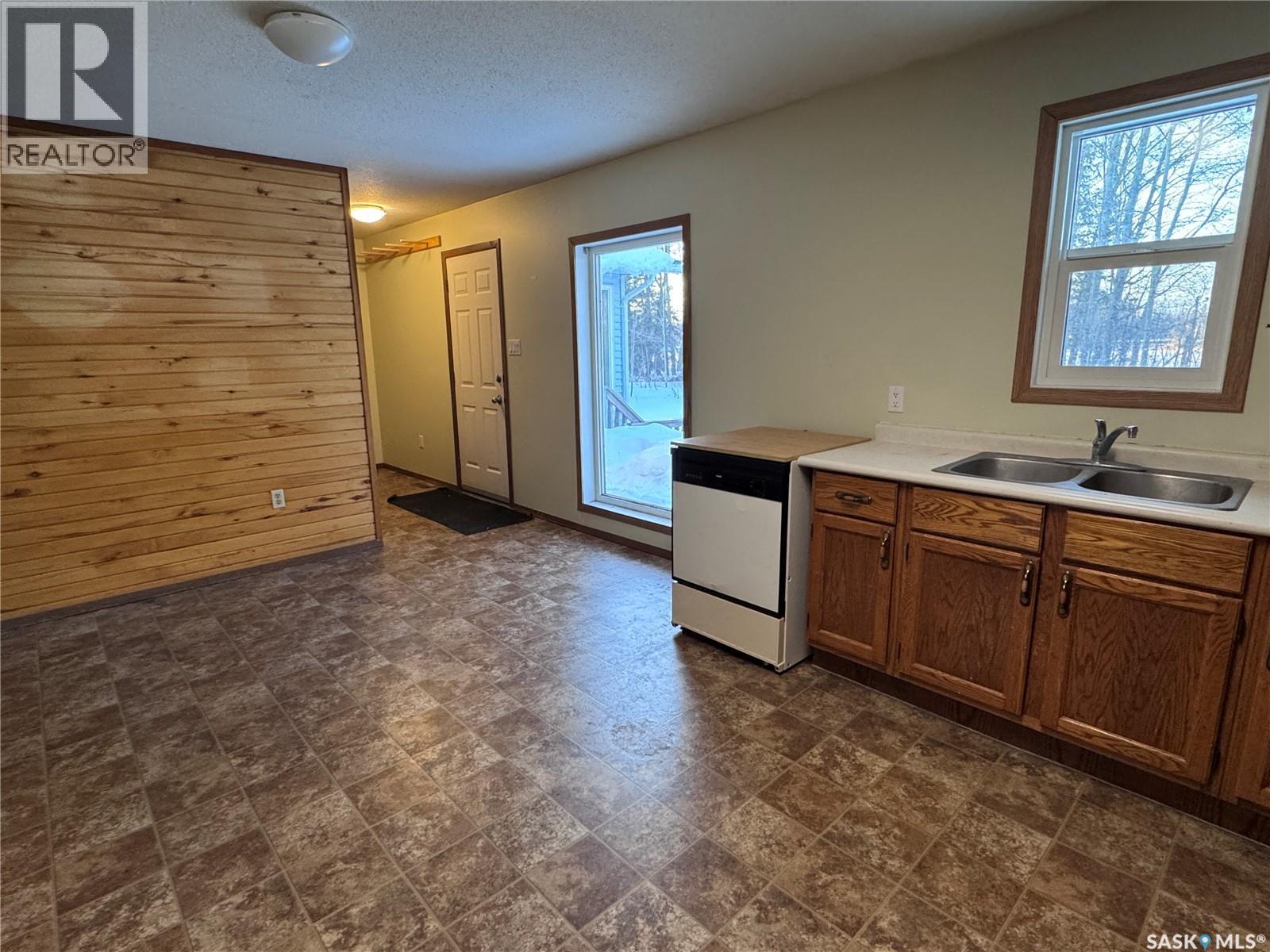 185 Vickers CRESCENT - 5