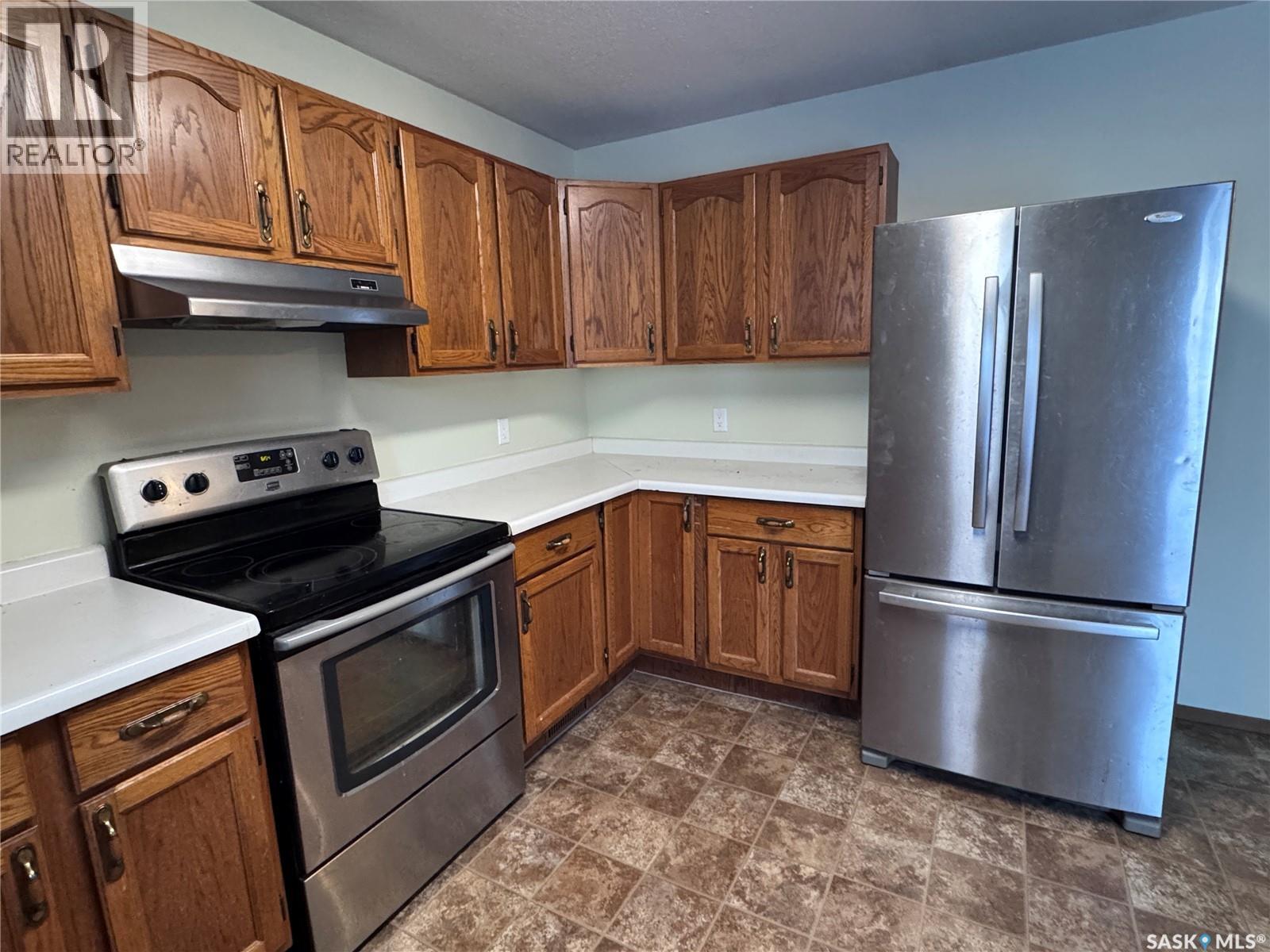 185 Vickers CRESCENT - 6