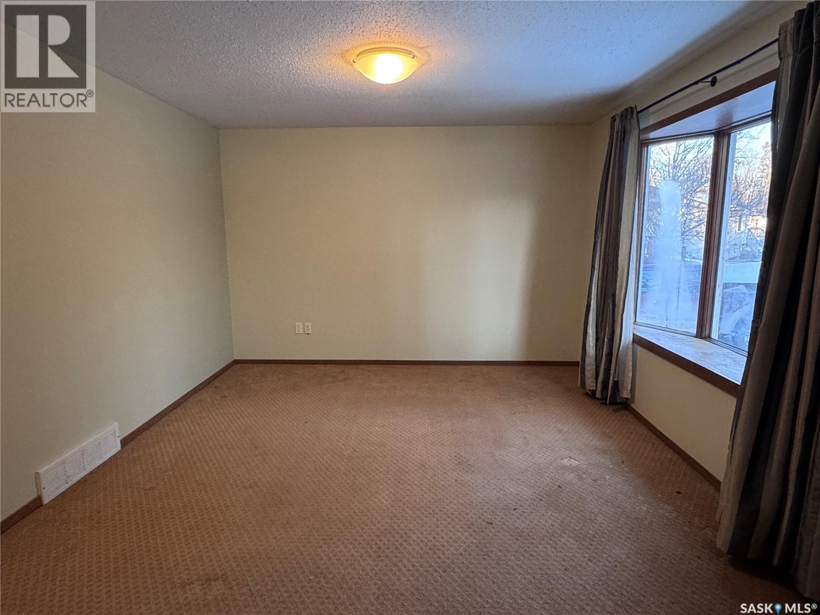 185 Vickers CRESCENT - 9