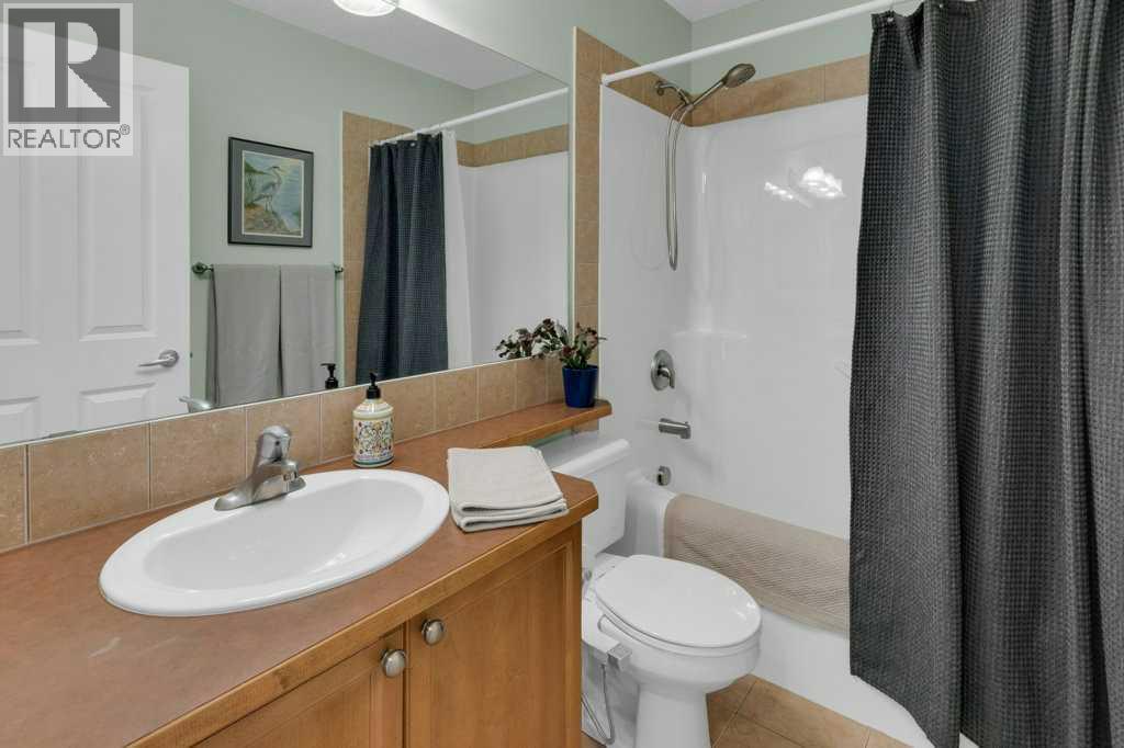 36 Rockyspring Rise NW - 24