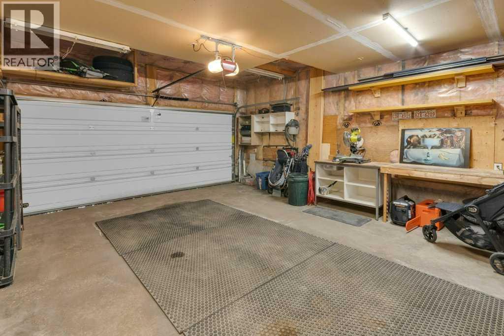 36 Rockyspring Rise NW - 32