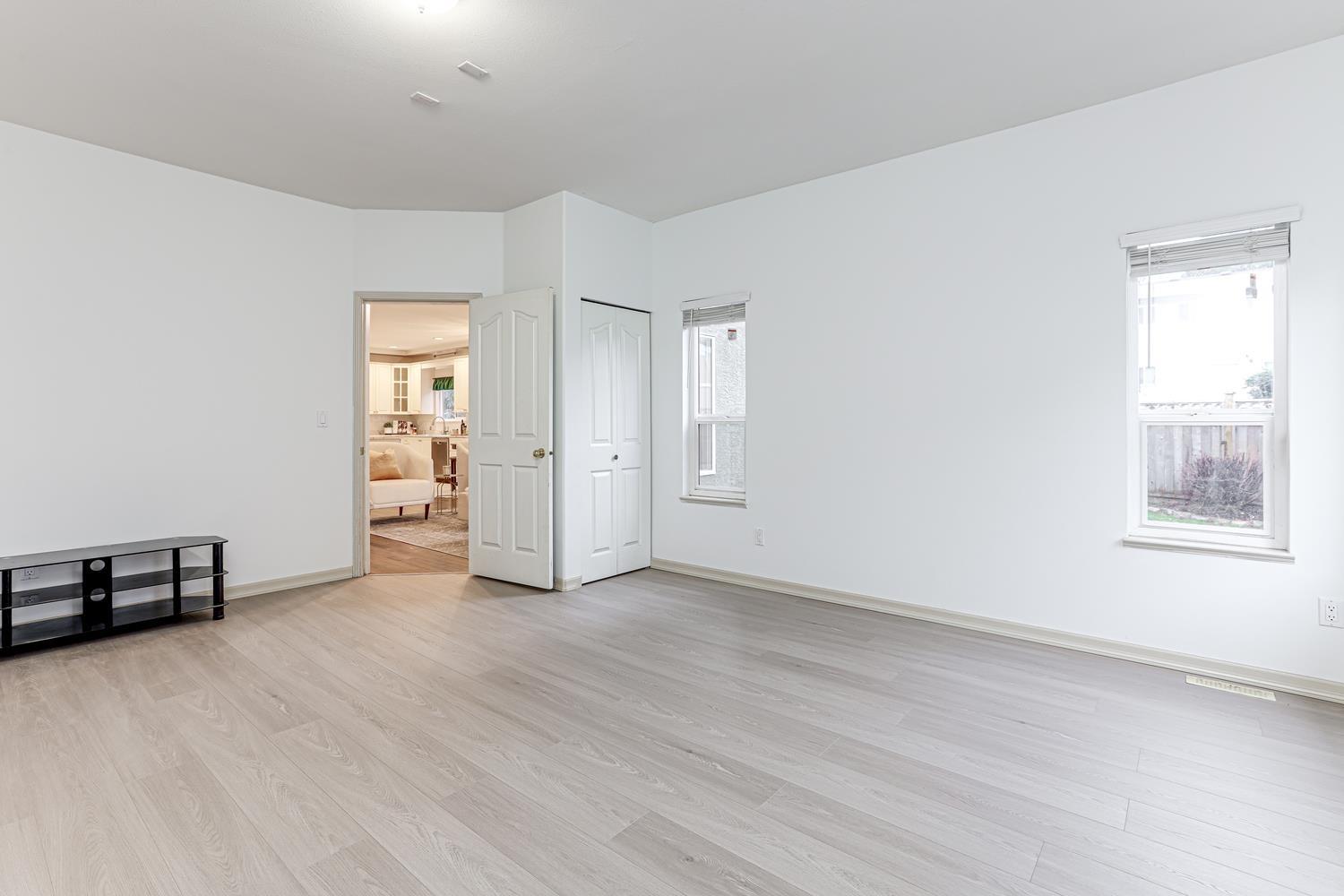 6 Bed, 4 Bath House for Sale in Surrey – 17079 57 AVENUE, Surrey - Image 28