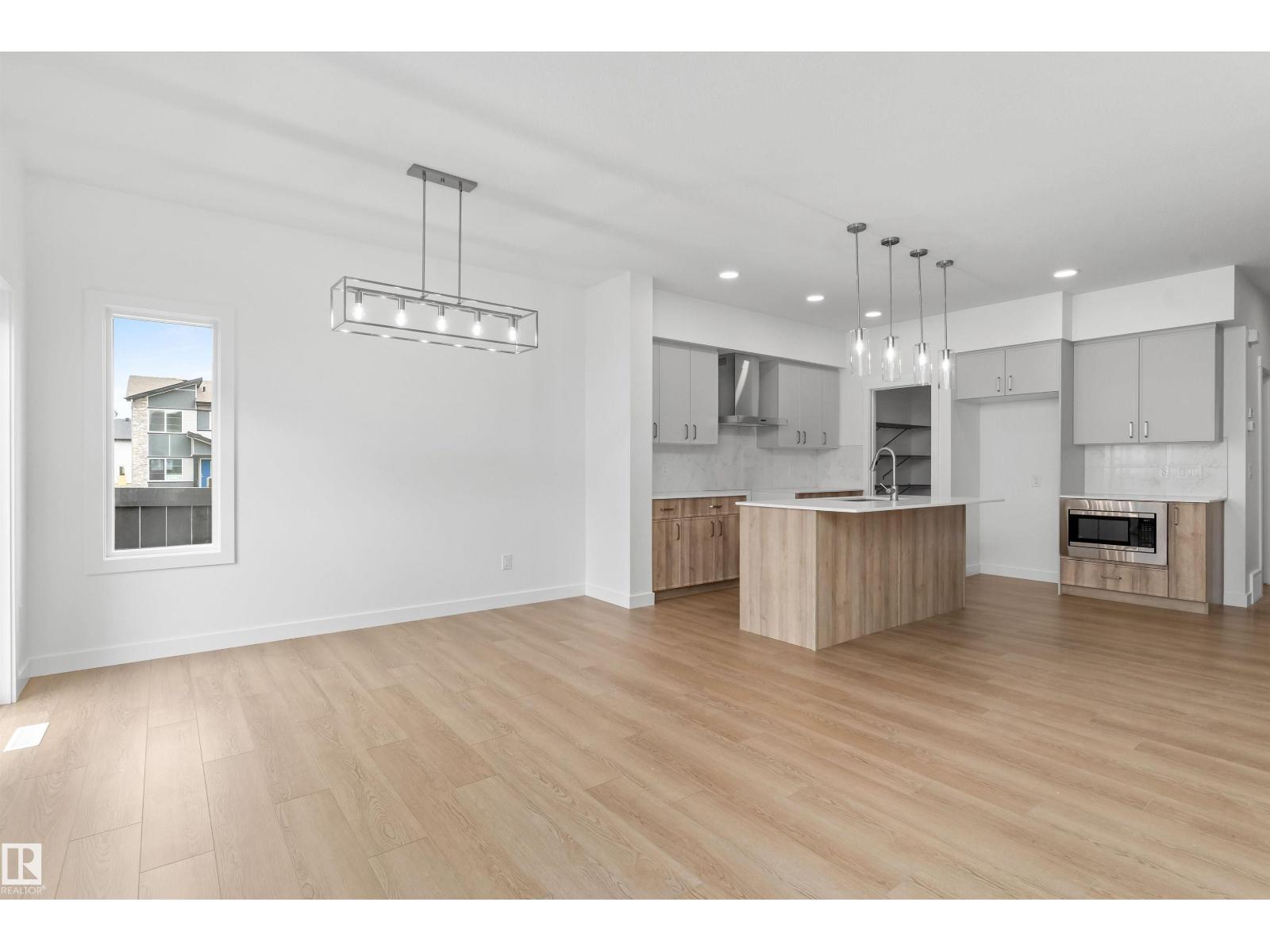 2728 188 ST NW - 15