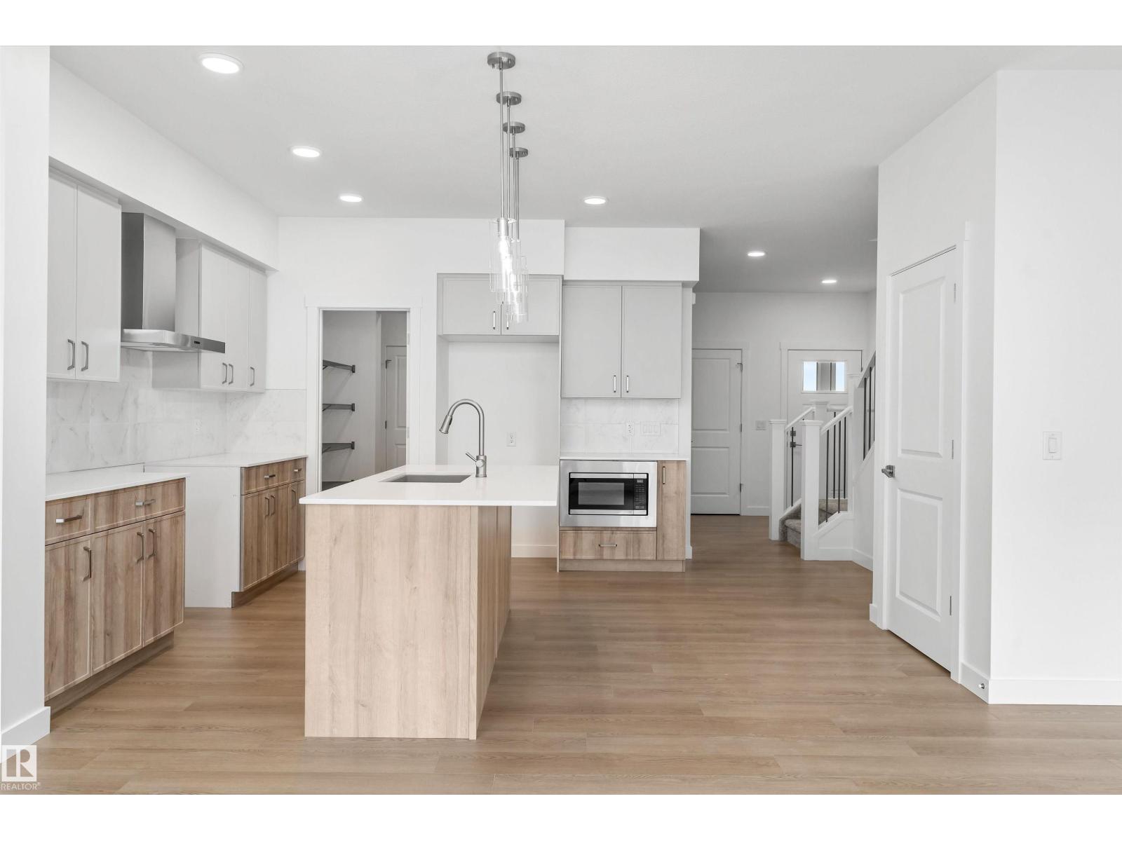 2728 188 ST NW - 17