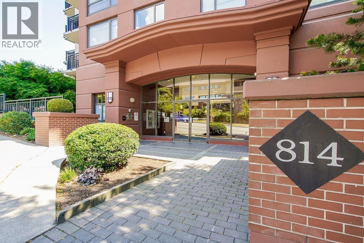 606 814 ROYAL Avenue - photo 2