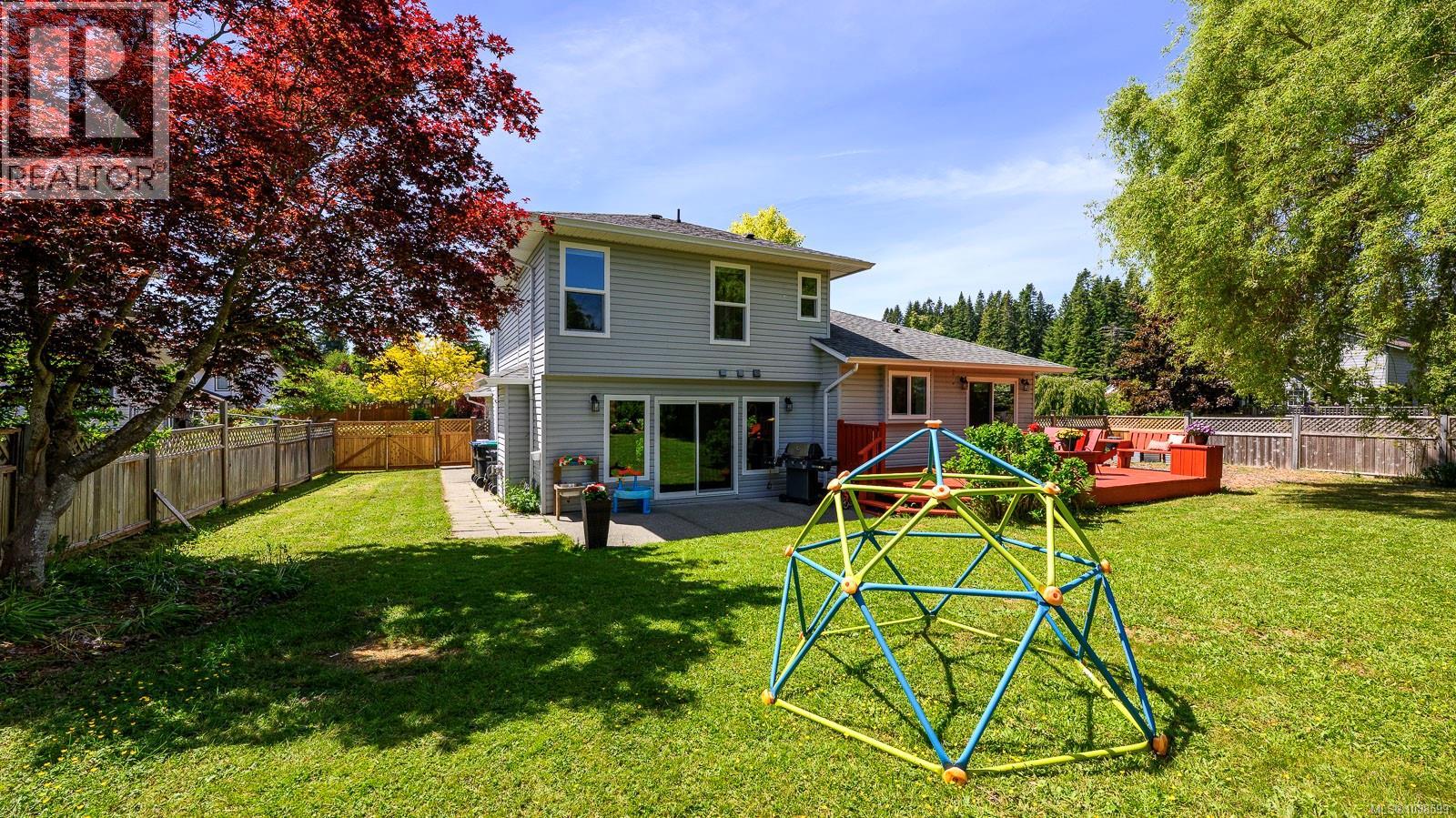 1802 Hawk Dr - 23