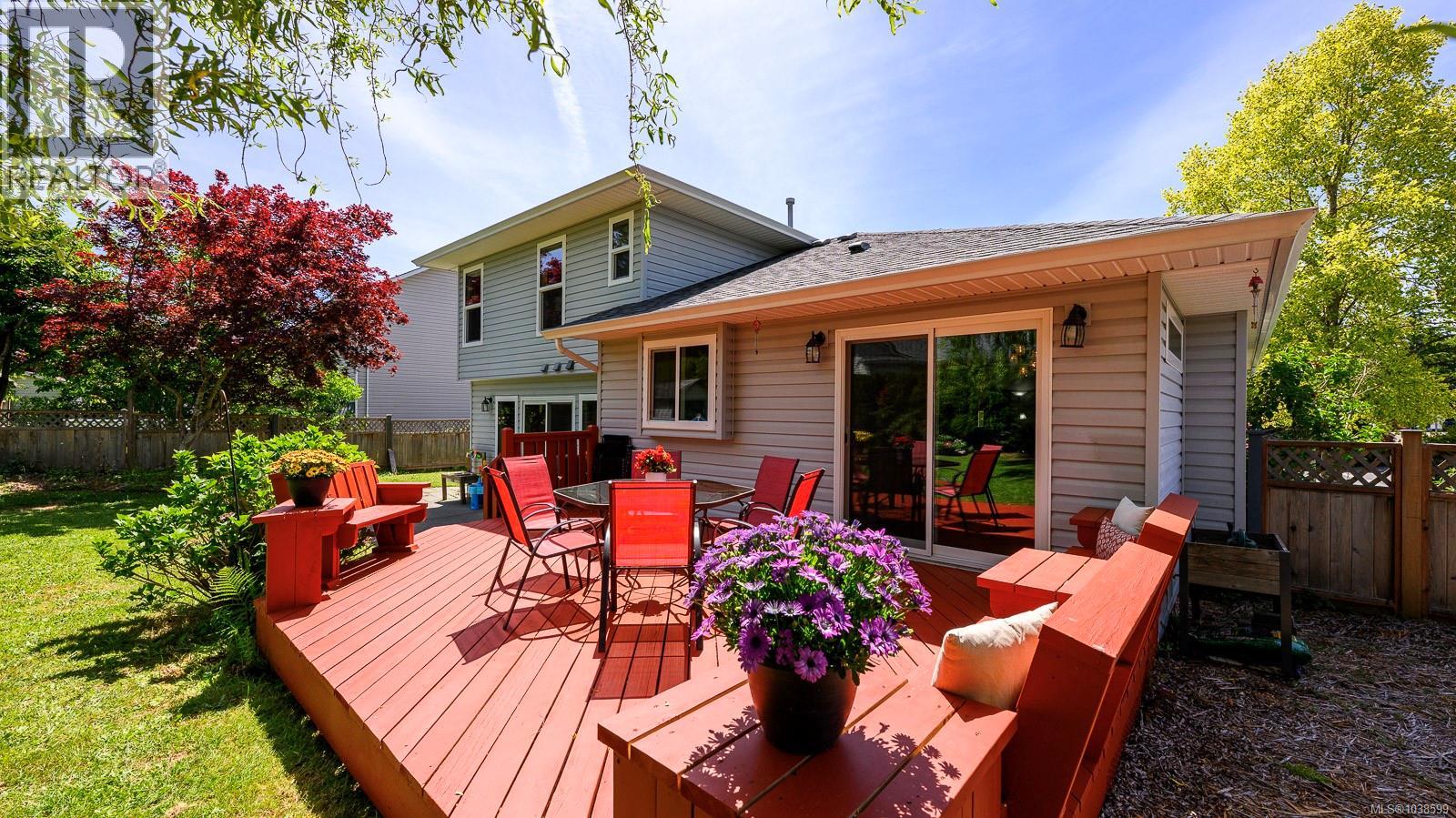 1802 Hawk Dr - 26