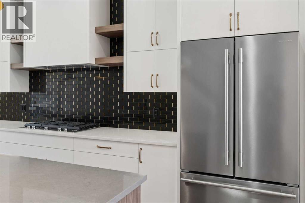 645 36 Street SW - 13
