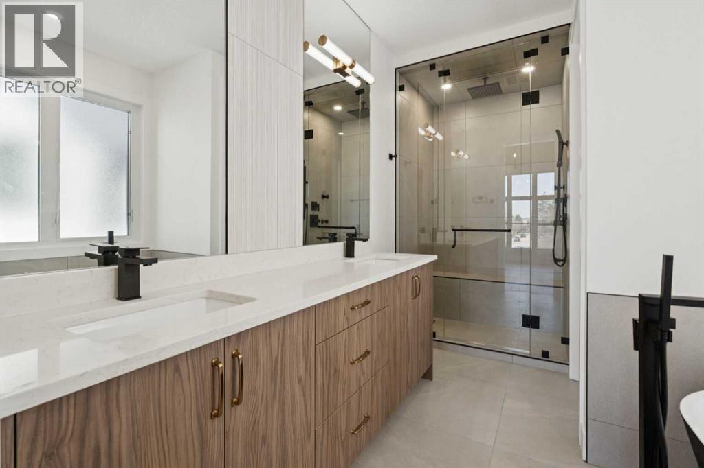 645 36 Street SW - 29