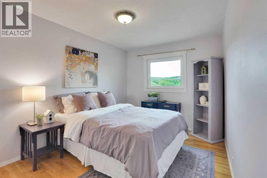 62 Macewan Park View NW - 26