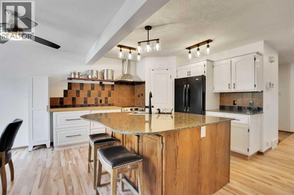 62 Macewan Park View NW - 6