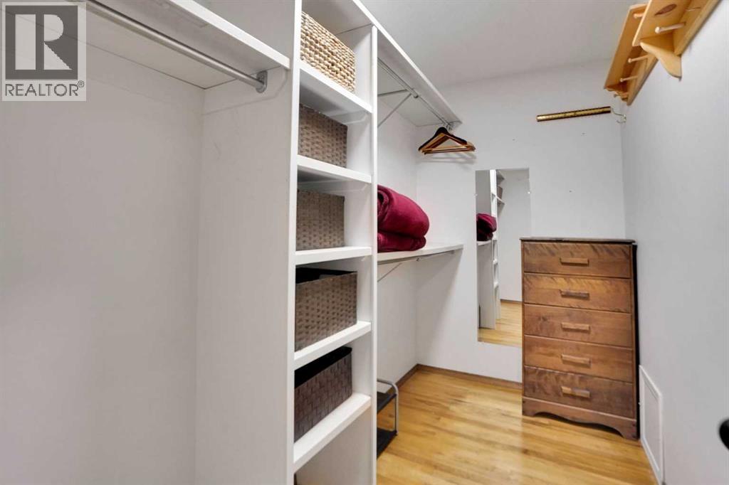 62 Macewan Park View NW - 19