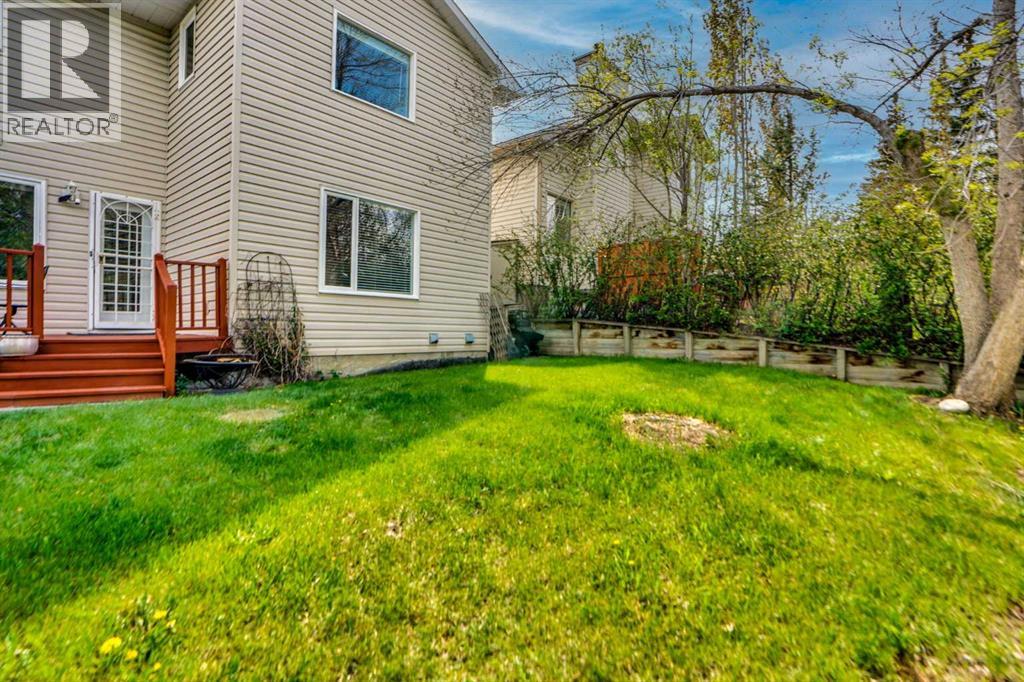 62 Macewan Park View NW - 43