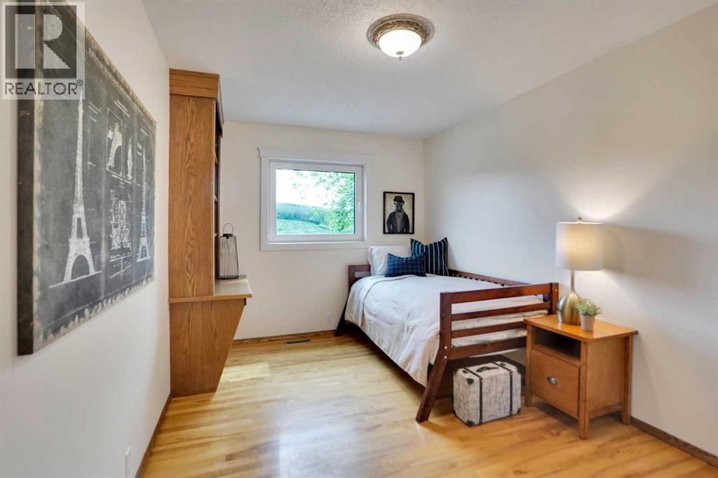 62 Macewan Park View NW - 29