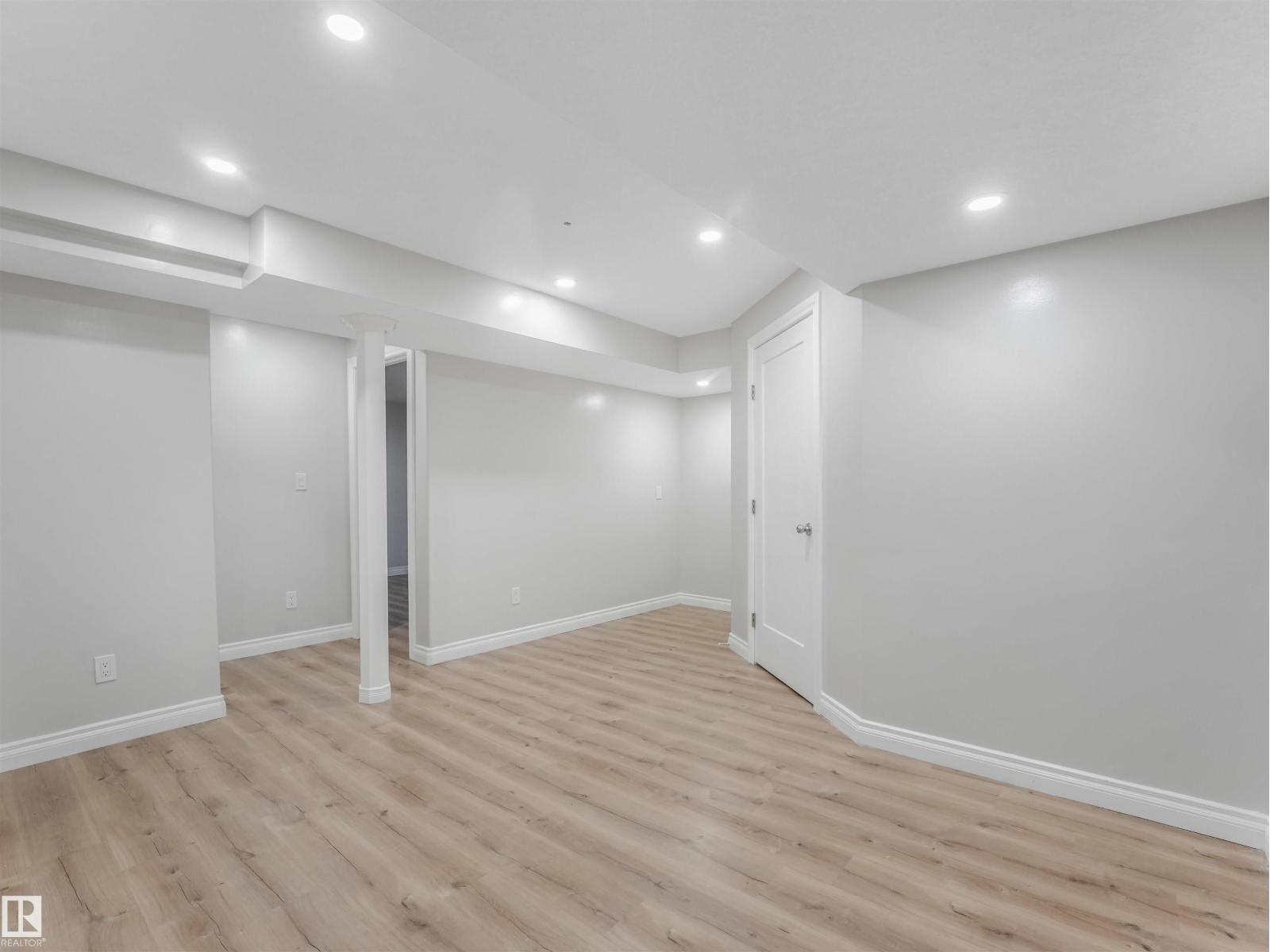 20507 99 AV NW — photo 21