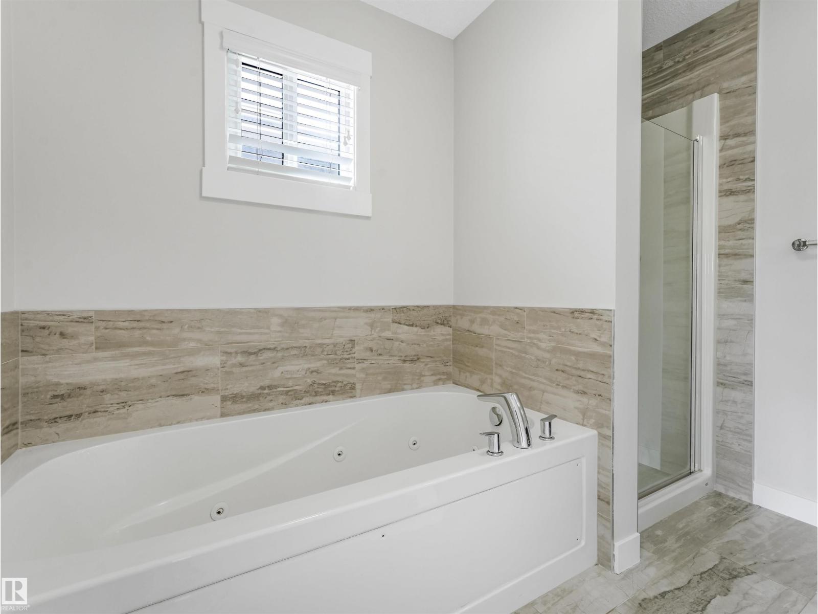 20507 99 AV NW — photo 38