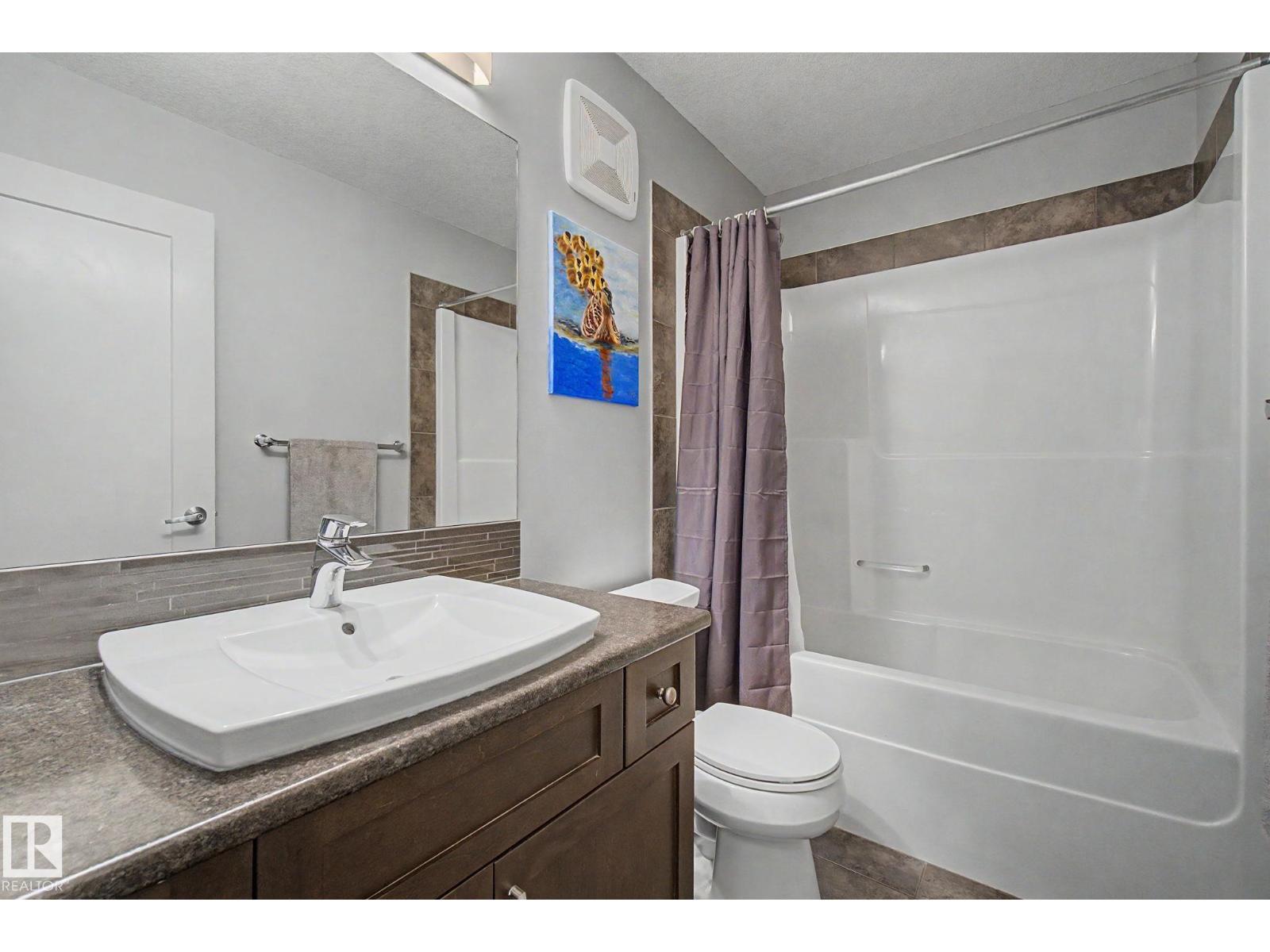 4226 204 ST NW - 17