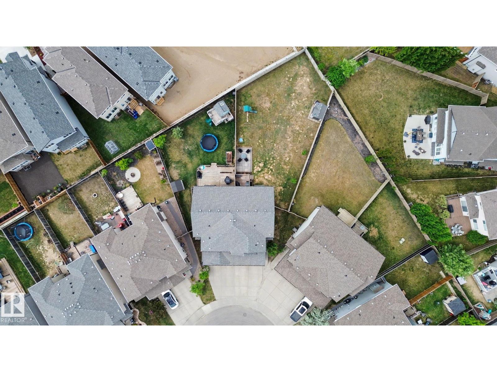 4226 204 ST NW - 26