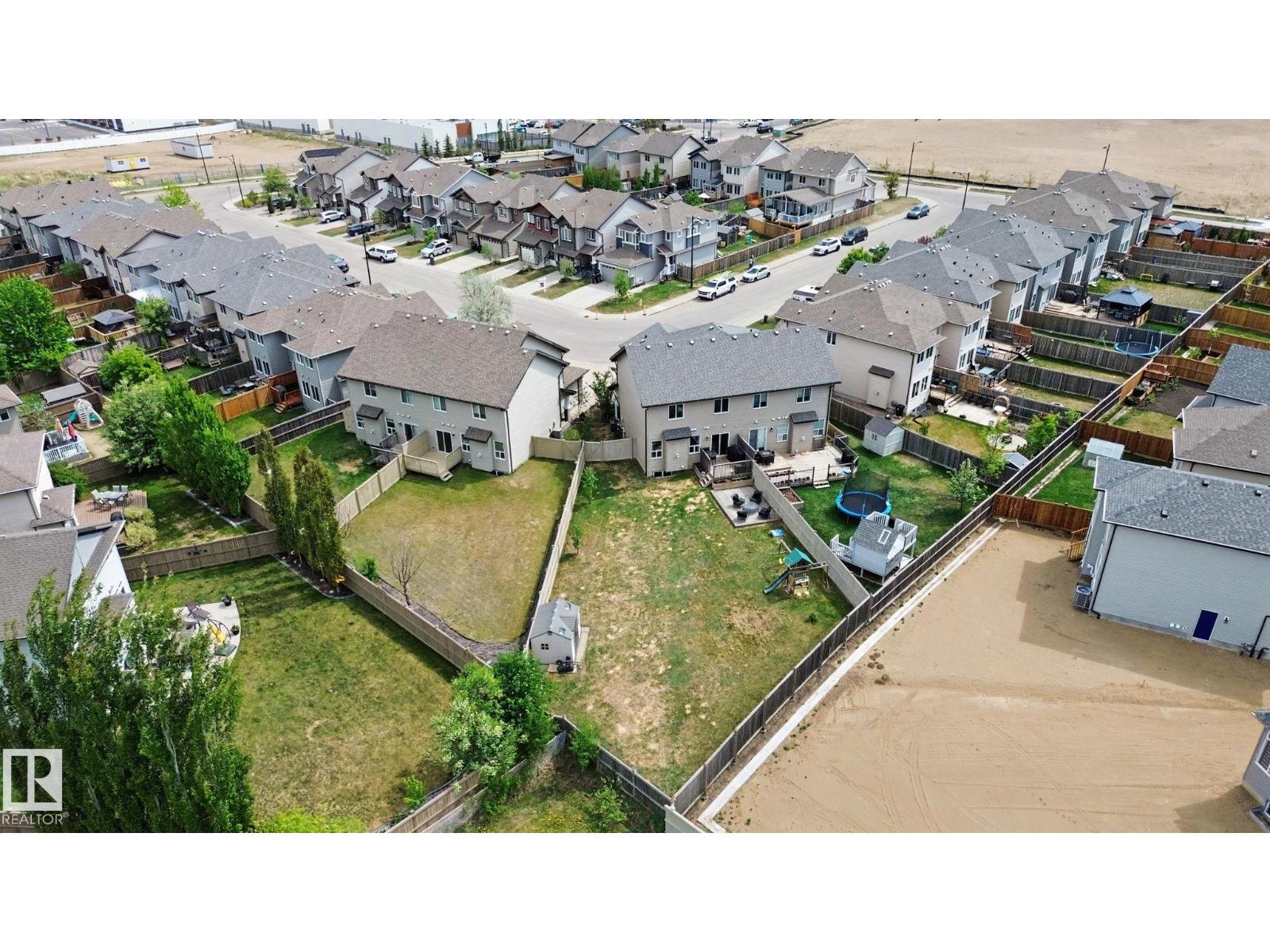 4226 204 ST NW - 27