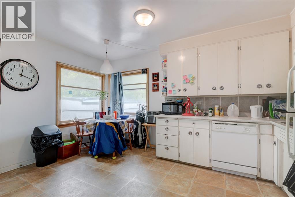 2511 15A Street SW - 14