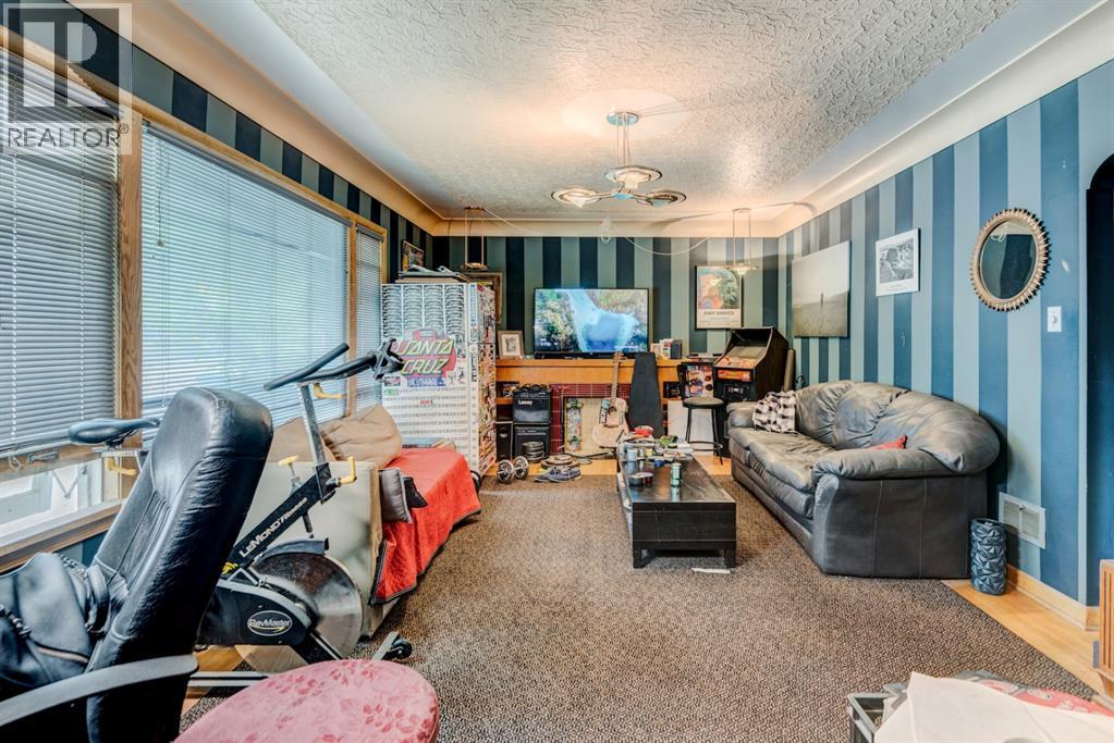 2511 15A Street SW - 10
