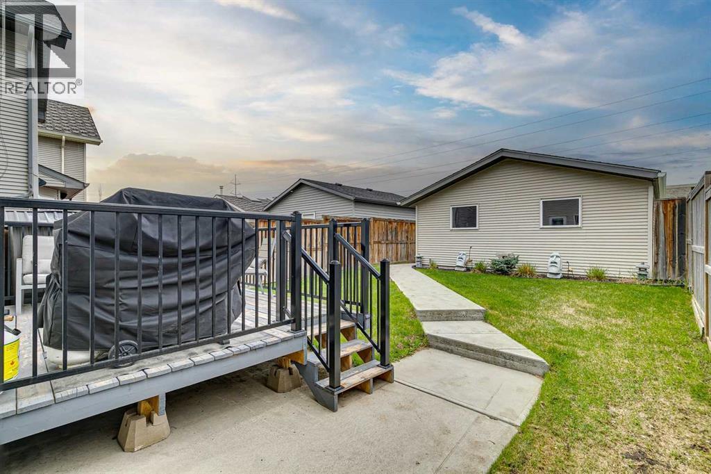 146 Cranberry Close SE - 20