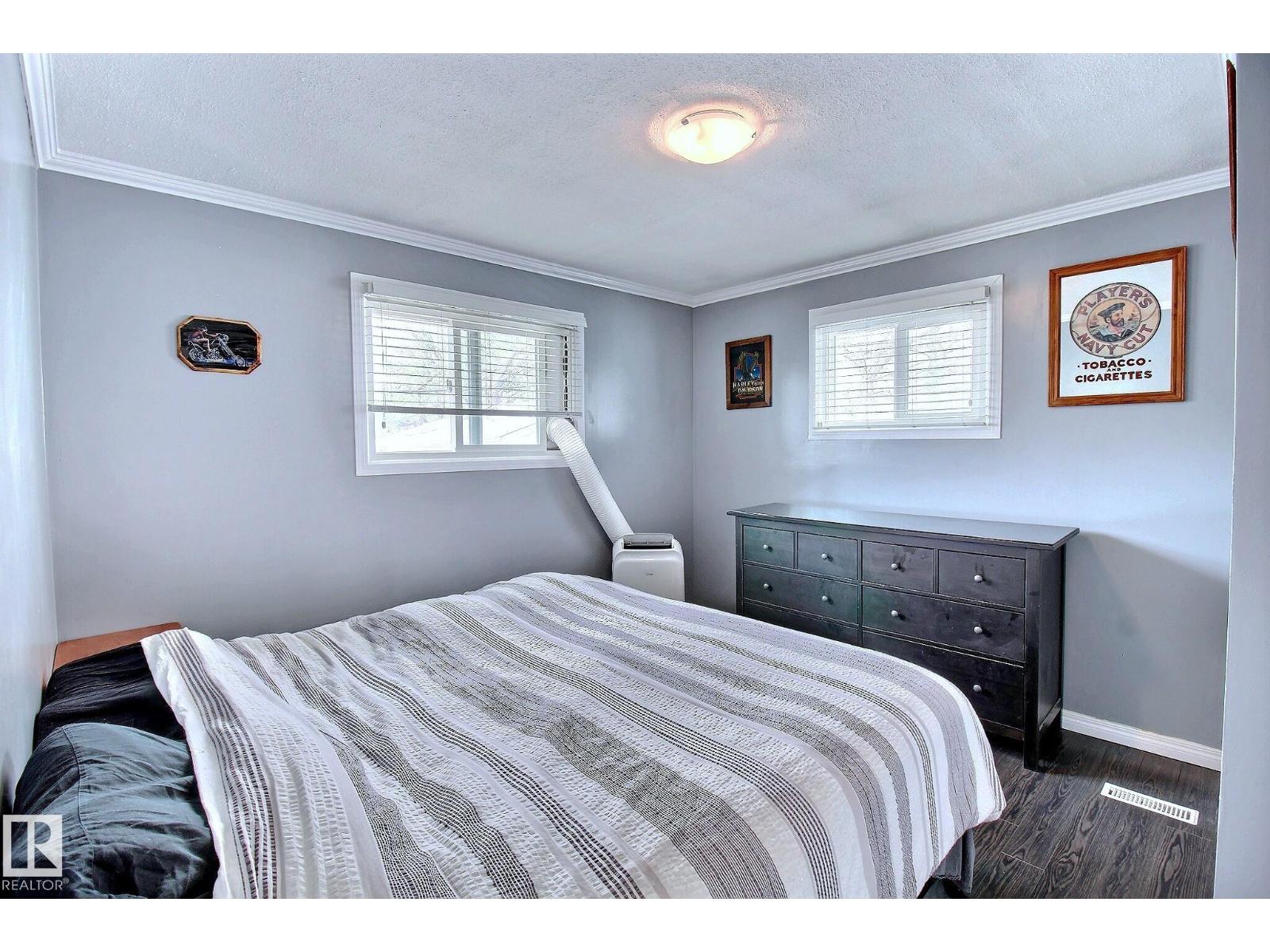 11930 95A ST NW - 17