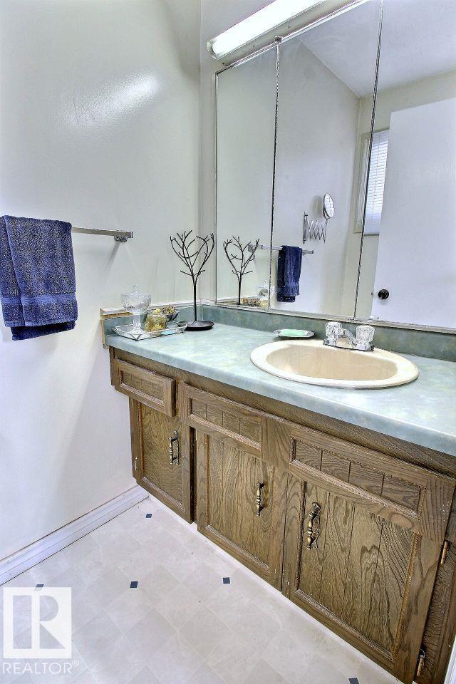11930 95A ST NW - 20