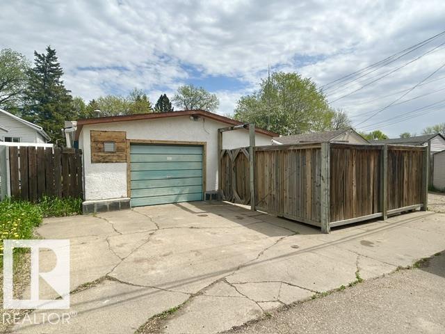 11930 95A ST NW - 28