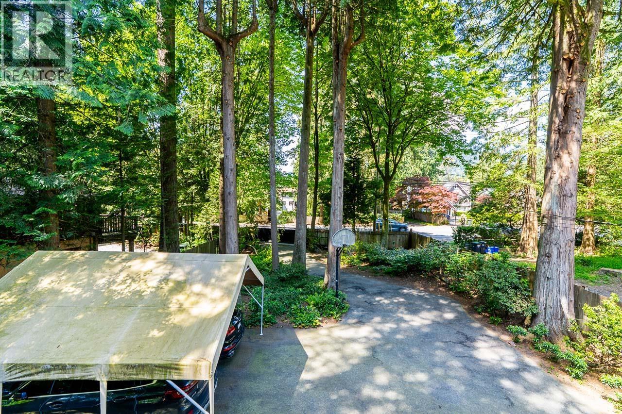 4346 CAPILANO ROAD, North Vancouver