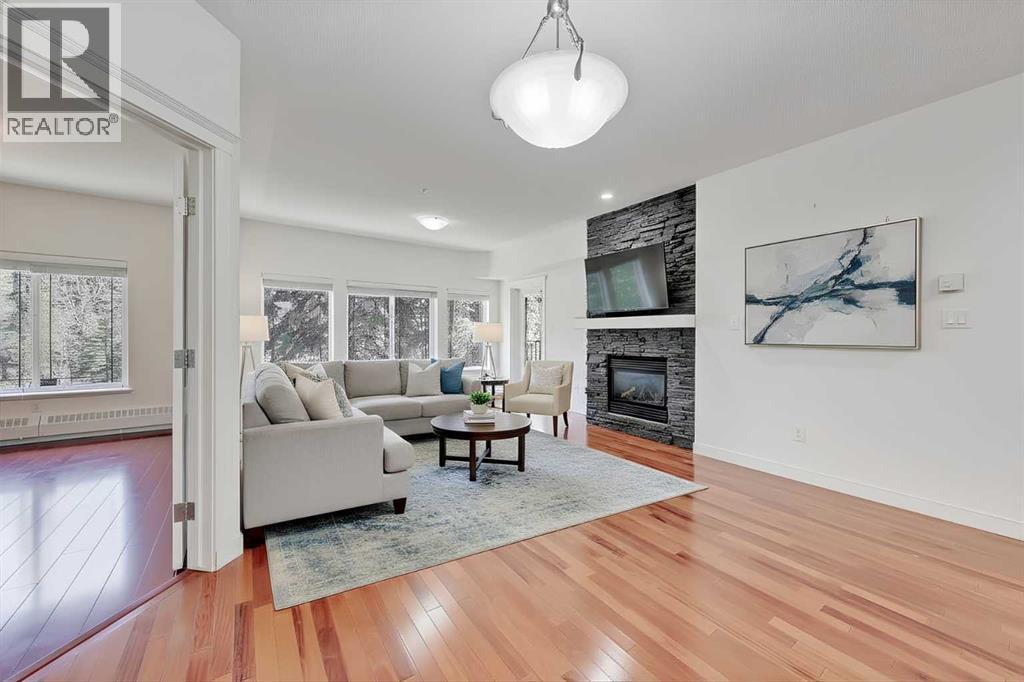#120 20 Discovery Ridge Close SW - 14