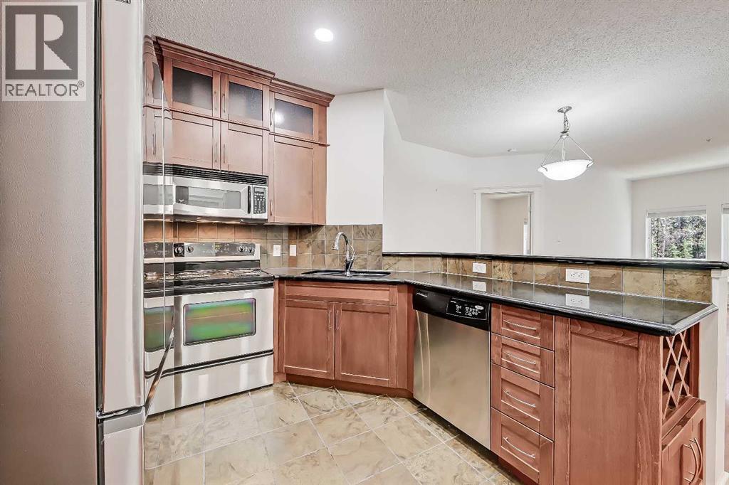 #120 20 Discovery Ridge Close SW - 6