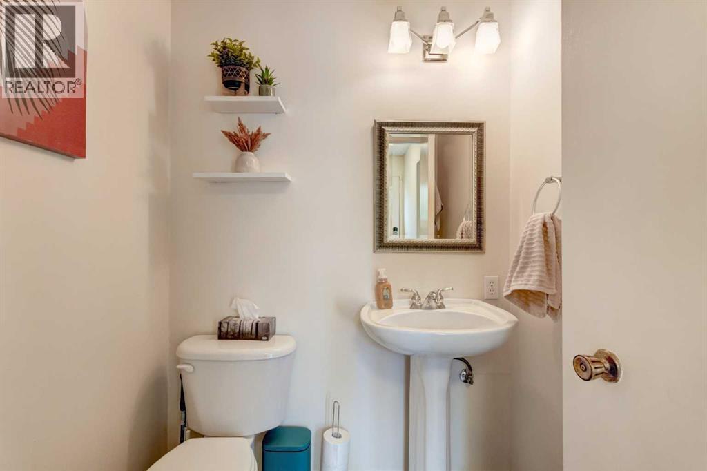 20 Strathearn Rise SW - 14