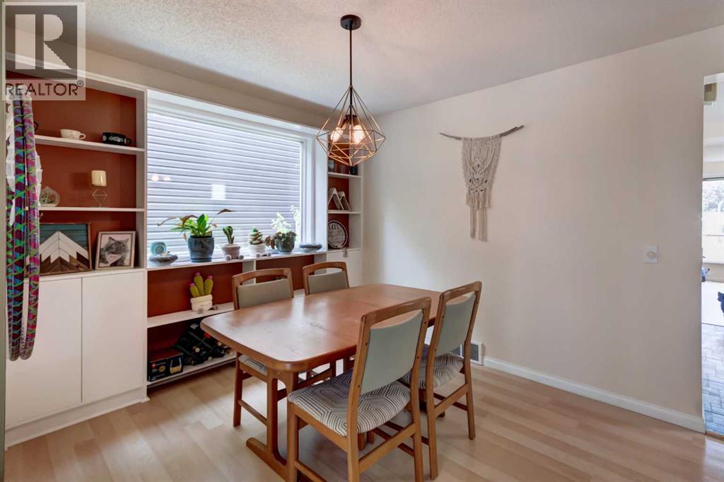 20 Strathearn Rise SW - 5
