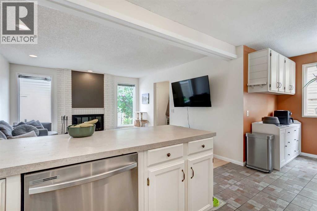 20 Strathearn Rise SW - 9