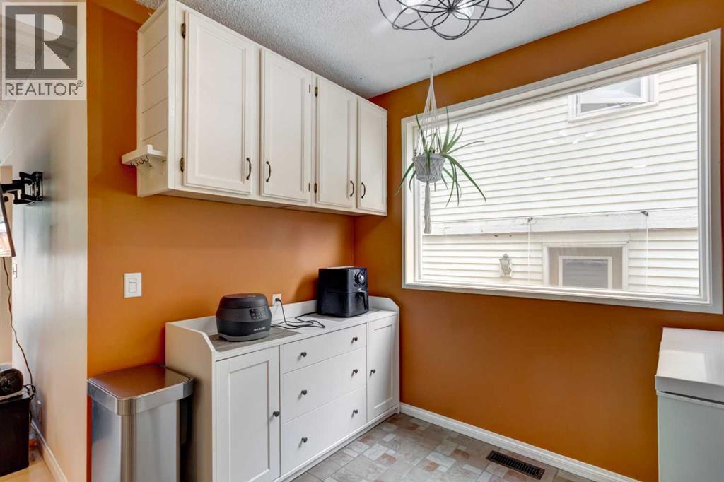 20 Strathearn Rise SW - 10
