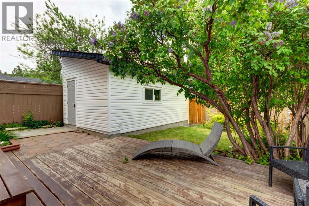 20 Strathearn Rise SW - 29