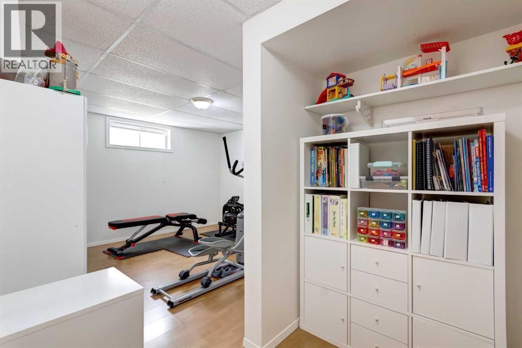 20 Strathearn Rise SW - 26