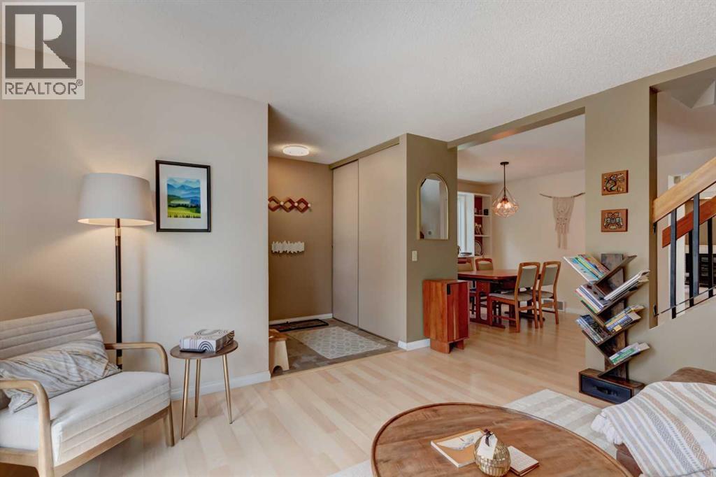 20 Strathearn Rise SW - 4