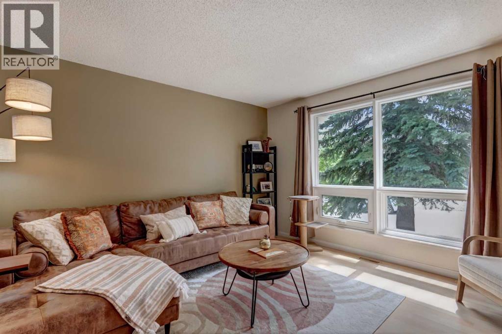 20 Strathearn Rise SW - Image 3