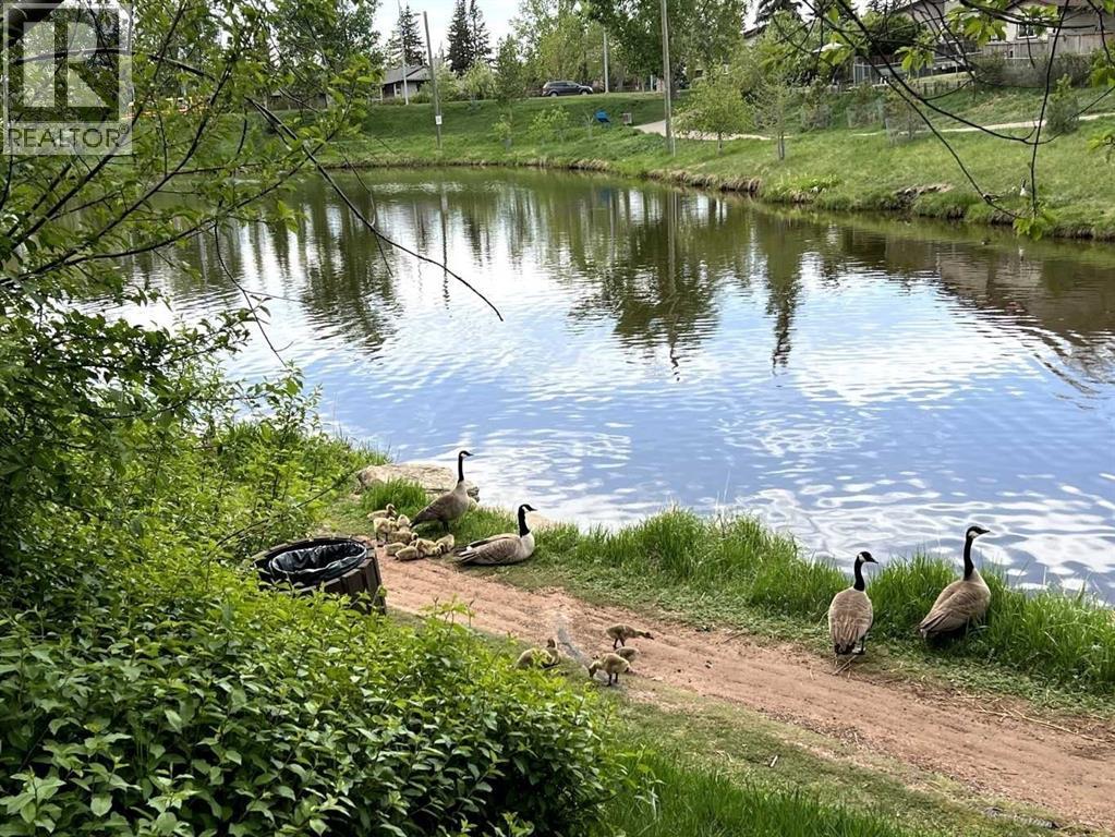 292 Waterstone Crescent SE - 15