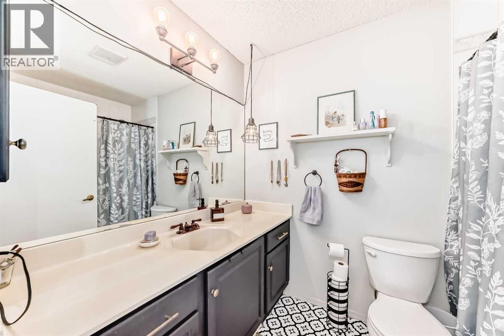 292 Waterstone Crescent SE - 28