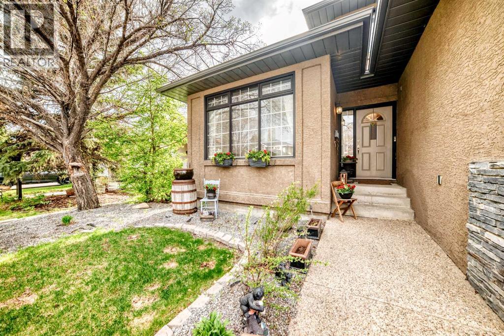 292 Waterstone Crescent SE - Image 2