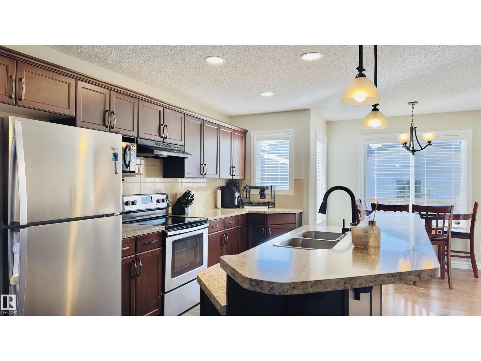 1542 33A ST NW - 3