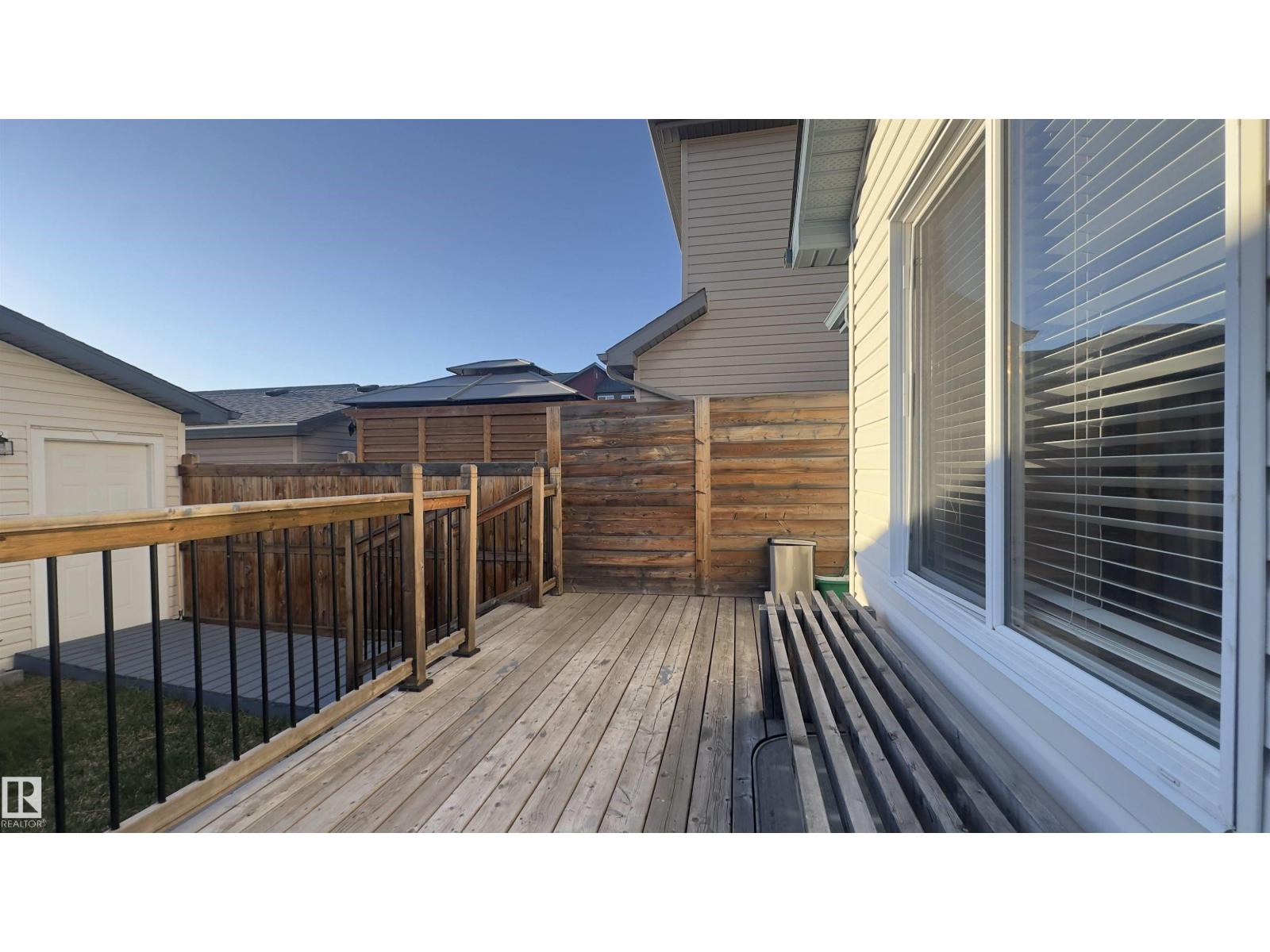 1542 33A ST NW - 42