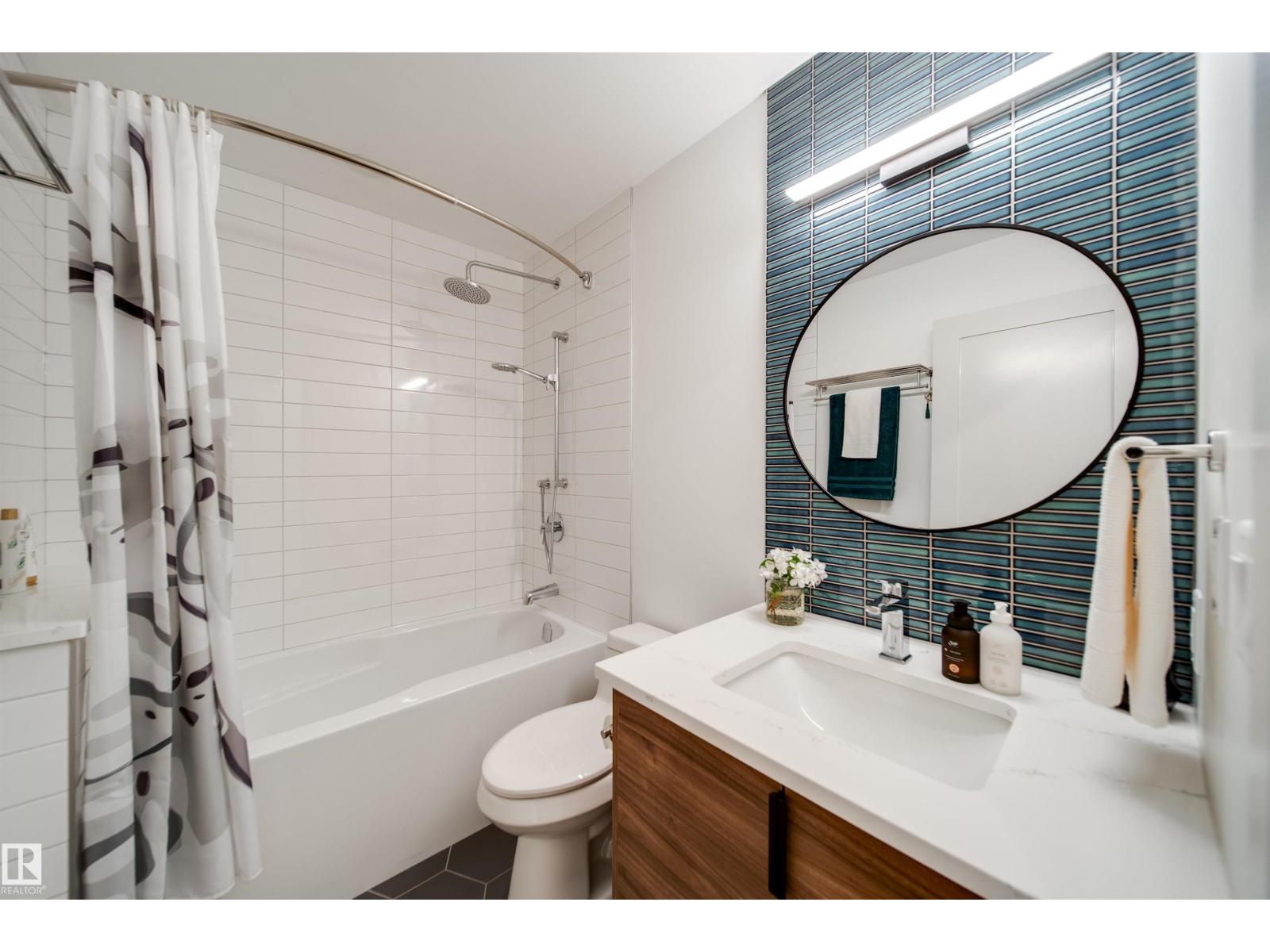 5431 113A ST NW - 21