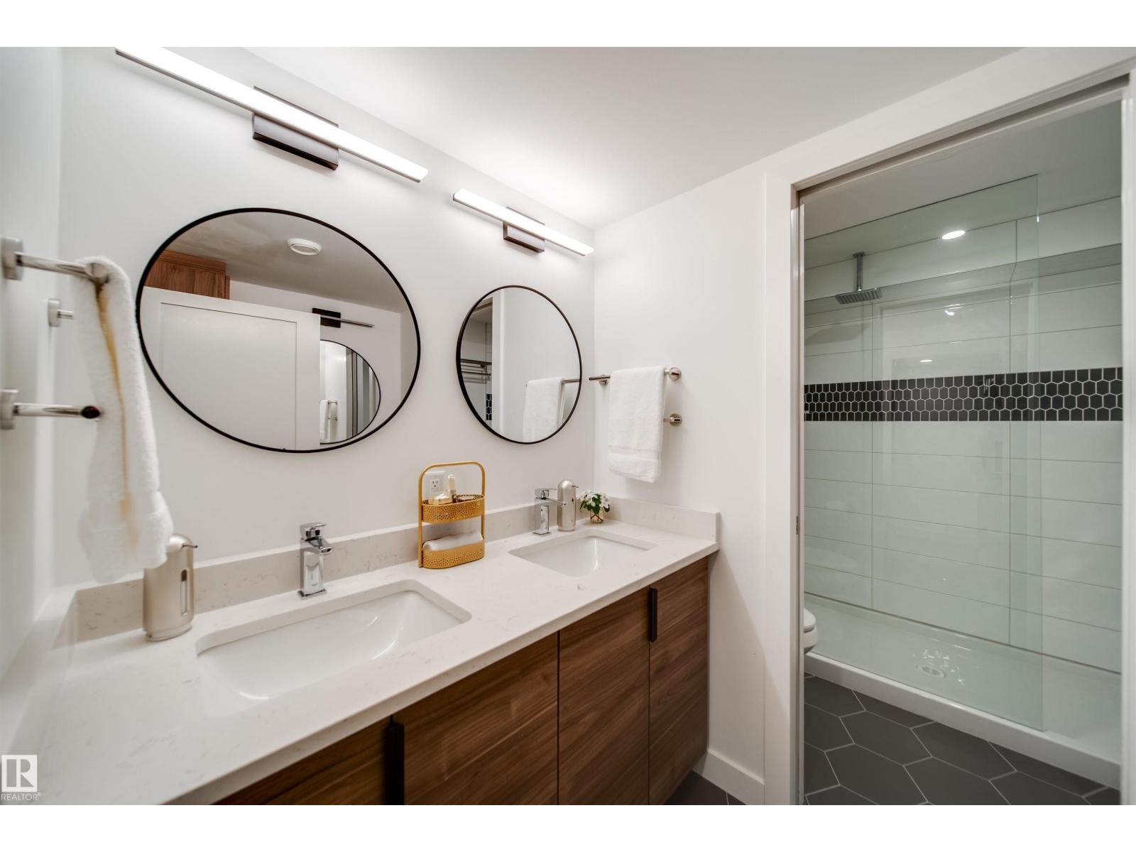 5431 113A ST NW - 41