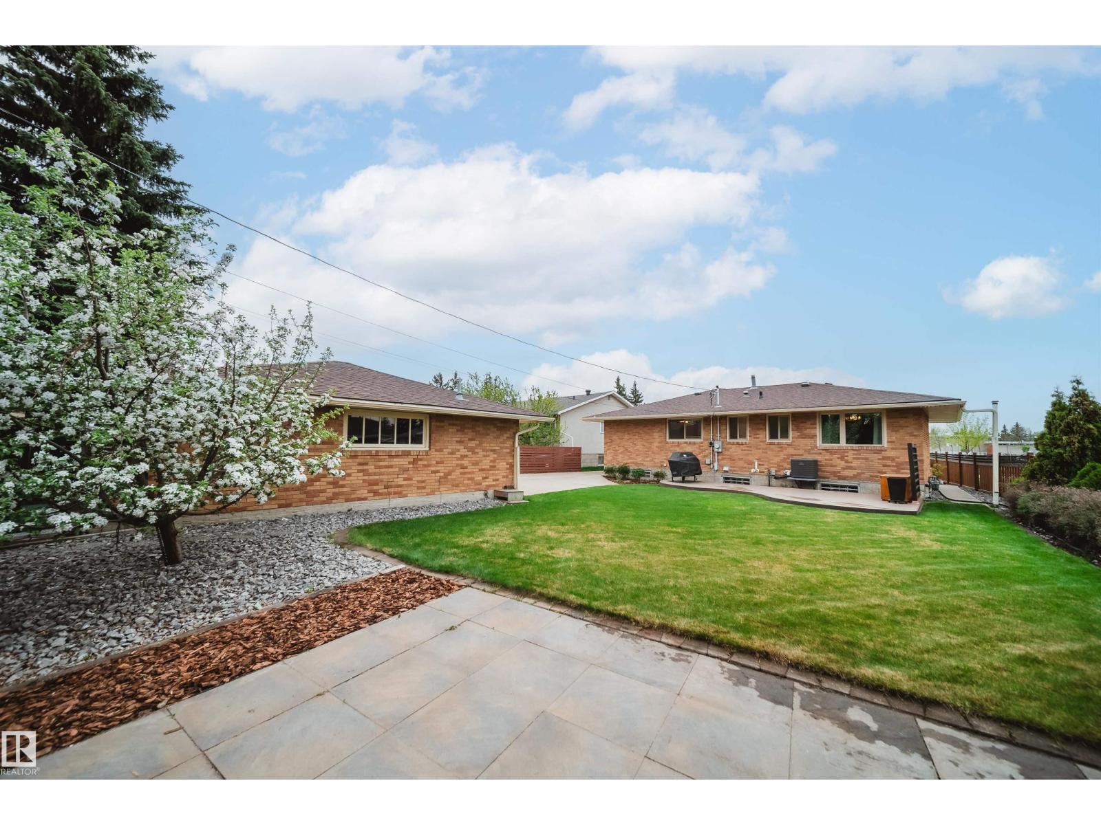 5431 113A ST NW - 46
