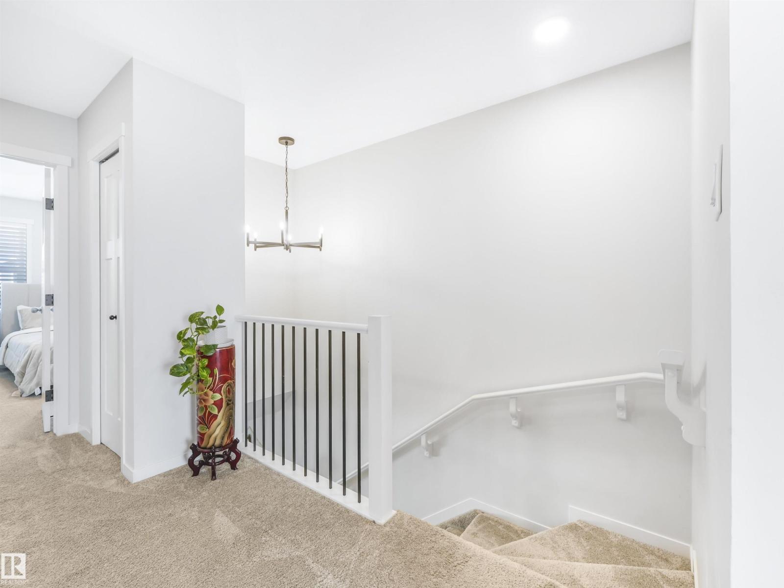 9311 226 ST NW - 14